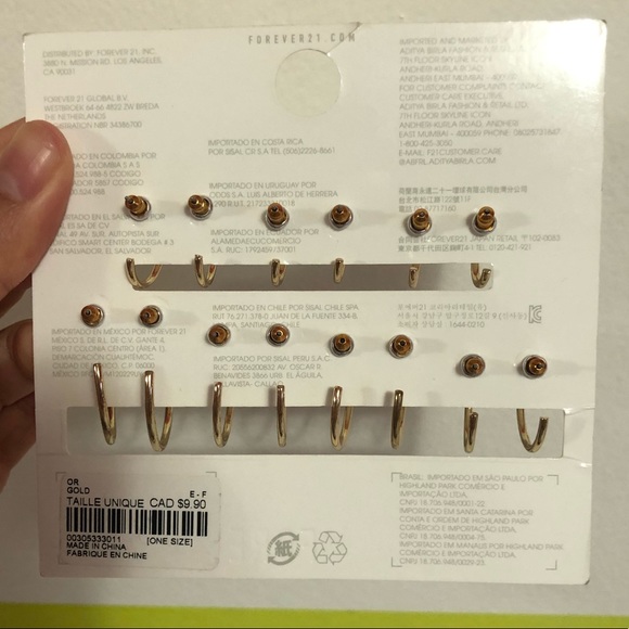 F21 gold hoop earrings set - Picture 2 of 2